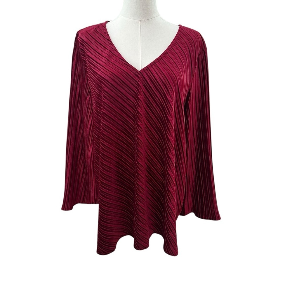 Alfani Size 1XL Velvet Burgundy Flare Sleeve Pleated Top